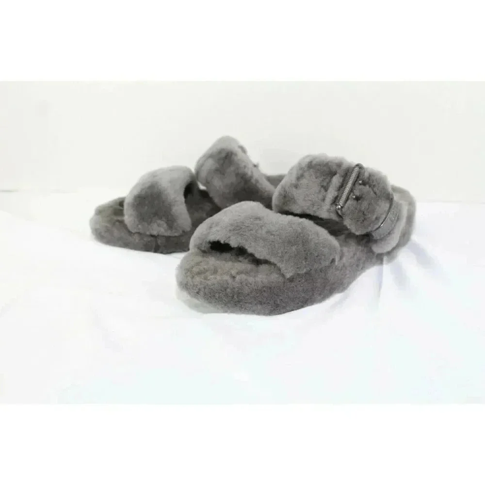 ladies UGG sandals size 7 clean